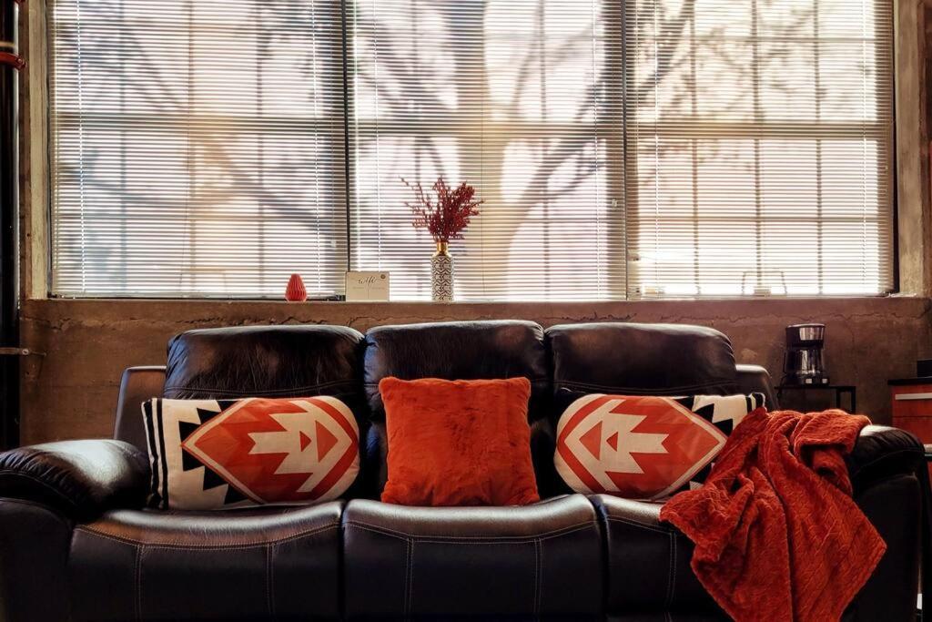 Staycation City Loft Free Gated Parking Saint-Louis Extérieur photo